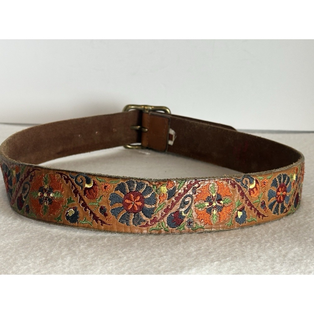 LUCKY BRAND Belt Womens sz.M Embroidered Floral Paisley Leather Brass Buckle - Picture 3 of 7